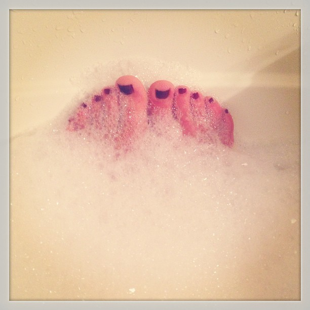 Alexa Bliss Feet Pics in a bath tub
